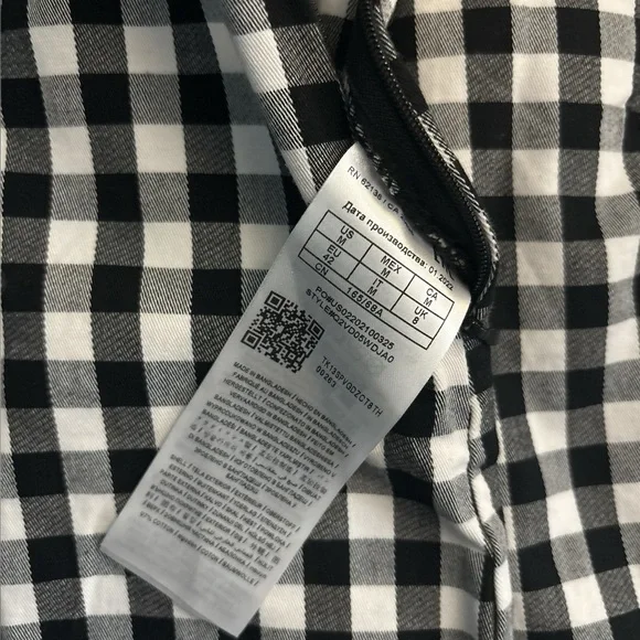 NWT Guess Emilia Gingham Mini Skirt Black White Plaid Size M - Picture 6 of 8